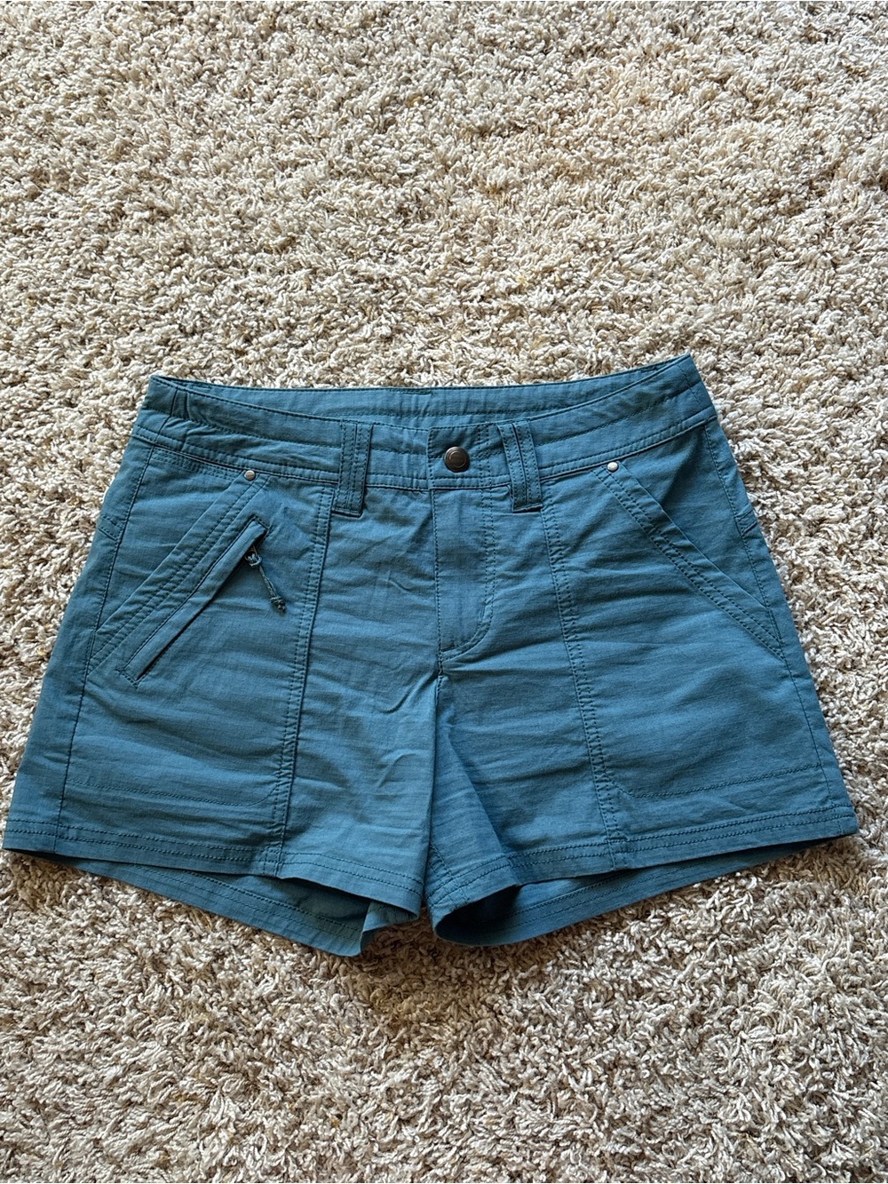Title Nine Big B Shorts Sz 2 Teal